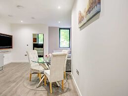 Spacious Apartment in Milton Keynes near Gulliverâs Theme Park