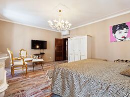 Belvilla by OYO Ca' Del Cinema