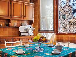 Belvilla by OYO Ca' Del Cinema