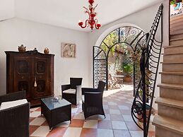 Belvilla by OYO Ca' Del Cinema