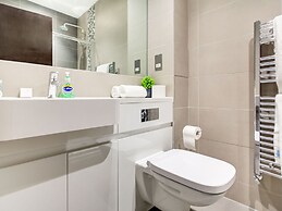 Simplistic Apartment in Milton Keynes near Willen Lake