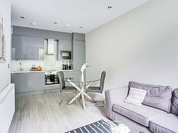 Simplistic Apartment in Milton Keynes near Willen Lake