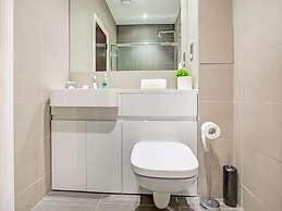 Simplistic Apartment in Milton Keynes near Willen Lake