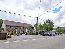 Cozy Apartment in Waimes near Ovifat & Robertville Lake