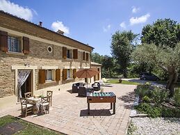 Belvilla by OYO Villa Vanessa Farfalla