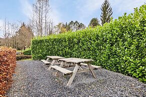 Elegant Chalet in Manhay With Sauna