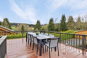 Elegant Chalet in Manhay With Sauna