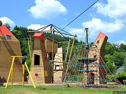 Elegant Chalet in Manhay With Sauna