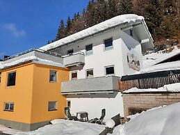 Lovely Holiday Home in Hüttau near Salzburg Airport