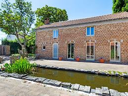 Cozy Apartment in the Hiking and Cycling Kingdom of Geetbets