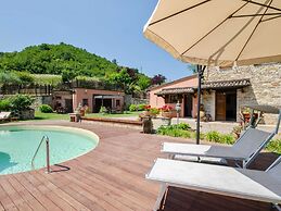 Belvilla by OYO Villa Angolo Fiorito