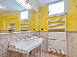 Belvilla by OYO Villa Angolo Fiorito