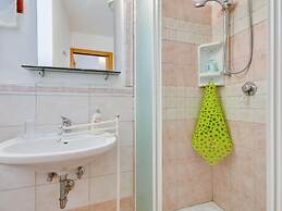 Belvilla by OYO Villa Angolo Fiorito