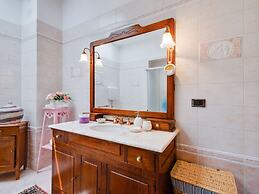 Belvilla by OYO Villa Angolo Fiorito