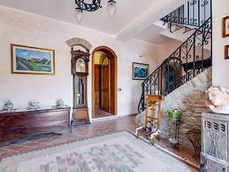 Belvilla by OYO Villa Angolo Fiorito