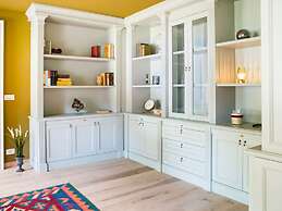 Majestic Villa With Pool and Sauna