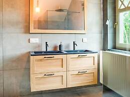 Majestic Villa With Pool and Sauna