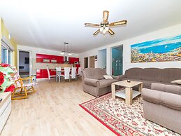 Simplistic Holiday Home in Okrug Gornji With Swimming Pool