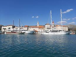 Simplistic Holiday Home in Okrug Gornji With Swimming Pool