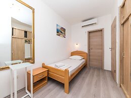 Simplistic Holiday Home in Okrug Gornji With Swimming Pool