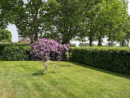 Wide View and in Nature With Spacious Garden at Dairy Farm