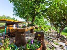 Gorgeous Villa in Tučepi with Private Swimming Pool