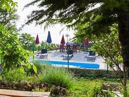 Gorgeous Villa in Tučepi with Private Swimming Pool