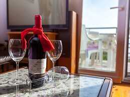 Gorgeous Villa in Tučepi with Private Swimming Pool