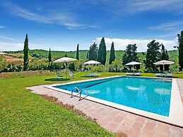 Holiday Home in Sarteano With Pool