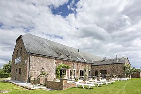 Group Accommodation for Families in Houyet