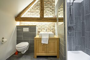 Group Accommodation for Families in Houyet