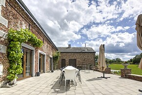 Group Accommodation for Families in Houyet