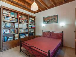 Simplistic Villa in Korfu near Sea Beach