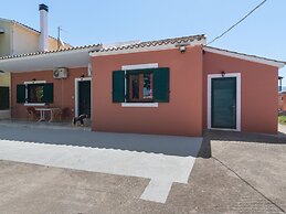 Simplistic Villa in Korfu near Sea Beach