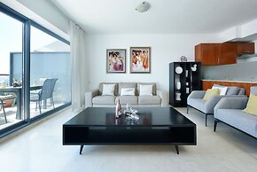 Deluxe 3 BD Marina Apartment in Herzylia