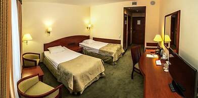 Ring Premier Hotel