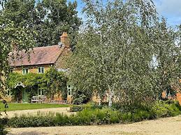 Idyllic Country Suite