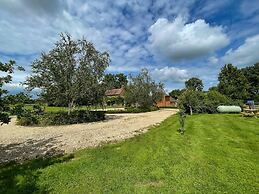 Idyllic Country Suite