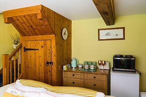 Sunshine Annex-double Bed,ensuite, Lounge, Kitchen