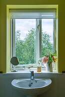 Sunshine Annex-double Bed,ensuite, Lounge, Kitchen