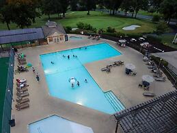 Table Rock Escape at Pointe Royale