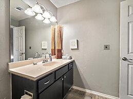 Table Rock Escape at Pointe Royale