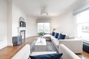 Grosvenor Gardens by CAPITAL