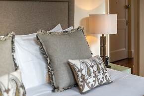 Grosvenor Gardens by CAPITAL