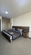 Grey Escape Apartements