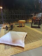 Grey Escape Apartements