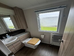 Lovely 2-bed Caravan in Seton Sands