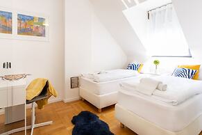 Newly Refurbished Studio Near City Center