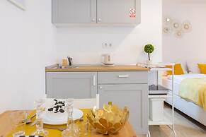 Modern Studio Near City Center