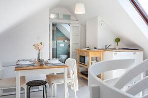 Newly Refurbished Loft Near City Center